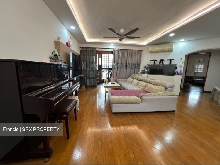 Blk 233 Compassvale Plains (Sengkang), HDB 5 Rooms #549116681